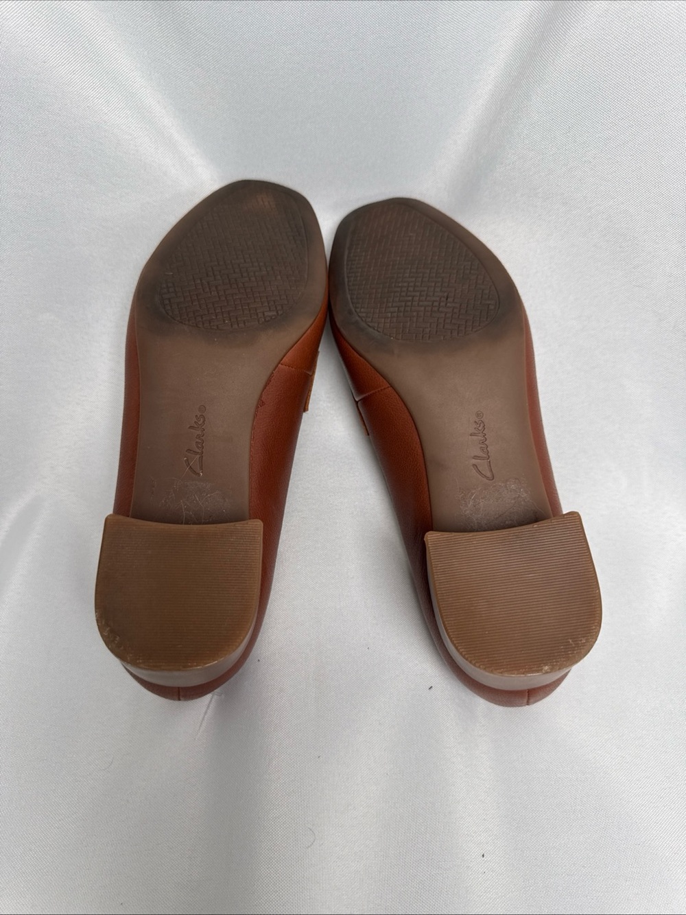 Clarks Iridessa Sky Shoes Womens Sz 7.5 M Dark Tan Leather Loafers Block Heel - Picture 12 of 13